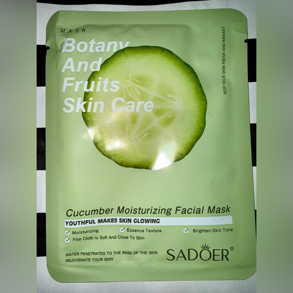 Sadoer Other - 💚Sadoer 🥒 Cucumber Moisturizing Facial Mask - Juicy Pack!